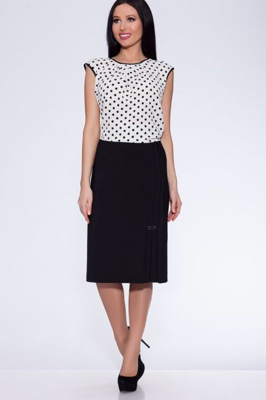 300593 Trika Skirt